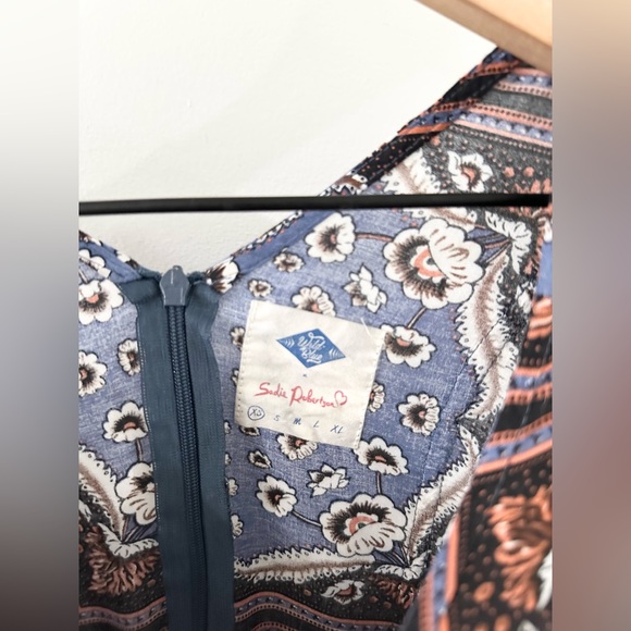 Sadie Robertson Wild Blue Printed Dress Size XS - Picture 9 of 10